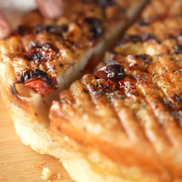 <h3> <strong>Focaccia - Il pane di cui tutti parlano</strong>
</h3>
