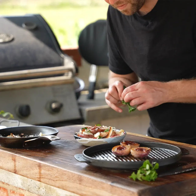 Griddle Side of Cast iron Pan