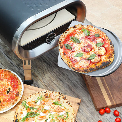 Revolve Pizza Oven with pizzas